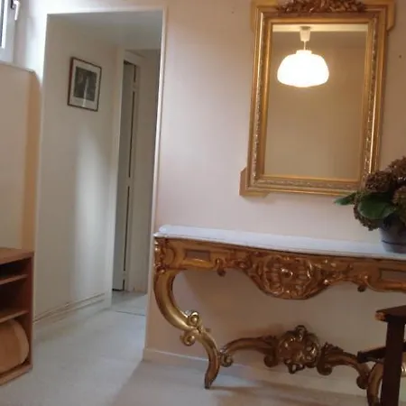 Appartement Sur Port De Plaisance *